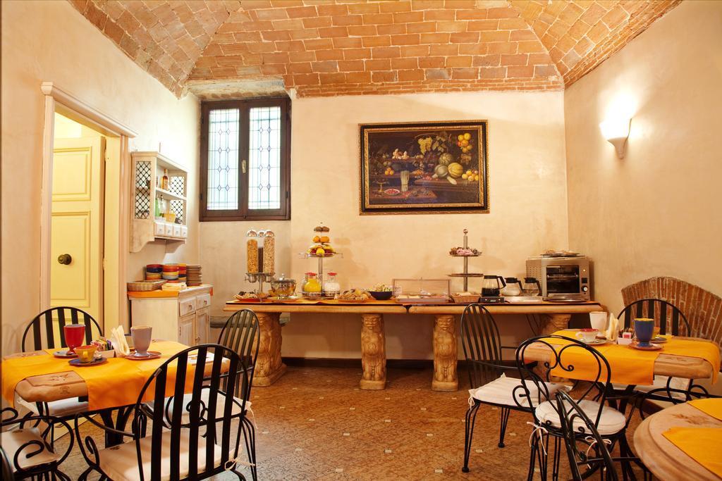 Hotel Porta Faenza Florence Luaran gambar