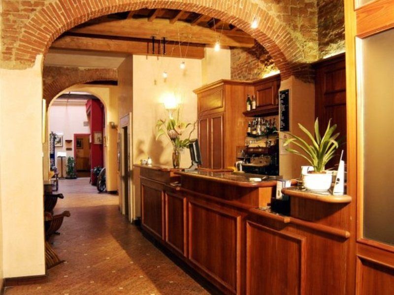 Hotel Porta Faenza Florence Dalaman gambar